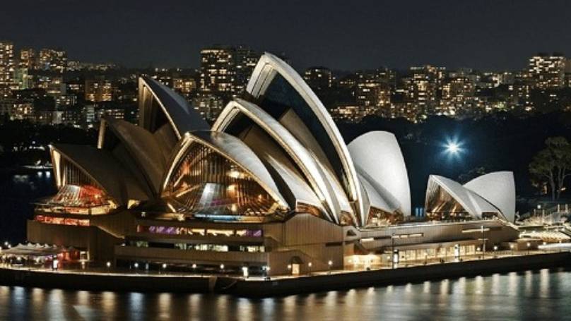 Sydney Opera House, Sydney Harbour, at night