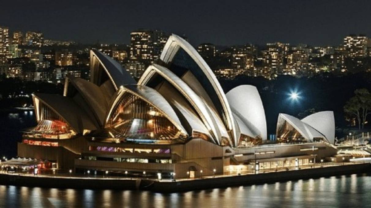 Sydney Opera House, Sydney Harbour, at night