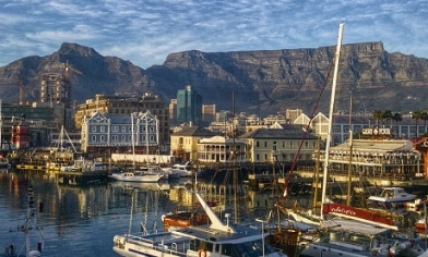Table mountain and Cape Town marina